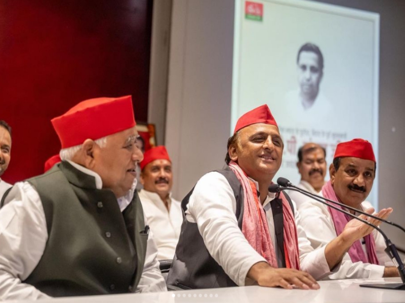 akhilesh yadav