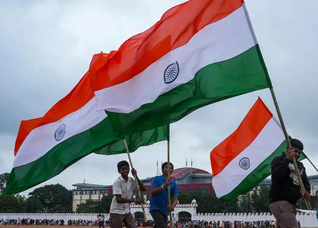 15 August Patriotic Songs 2026, Swatantrata Diwas Desh Bhakti Geet, Best Patriotic Songs for Independence Day, स्वतंत्रता दिवस के देशभक्ति गाने, 15 अगस्त के गाने, Desh Bhakti Gane Hindi, Independence Day Songs 2026, Top 30 Patriotic Songs in Hindi, 15 August Special Songs List, 15 August Songs Download, Old vs New Desh Bhakti Songs, Desh Bhakti Song Lyrics Hindi, Swatantrata Diwas Gana, 15 August Ke Gane
